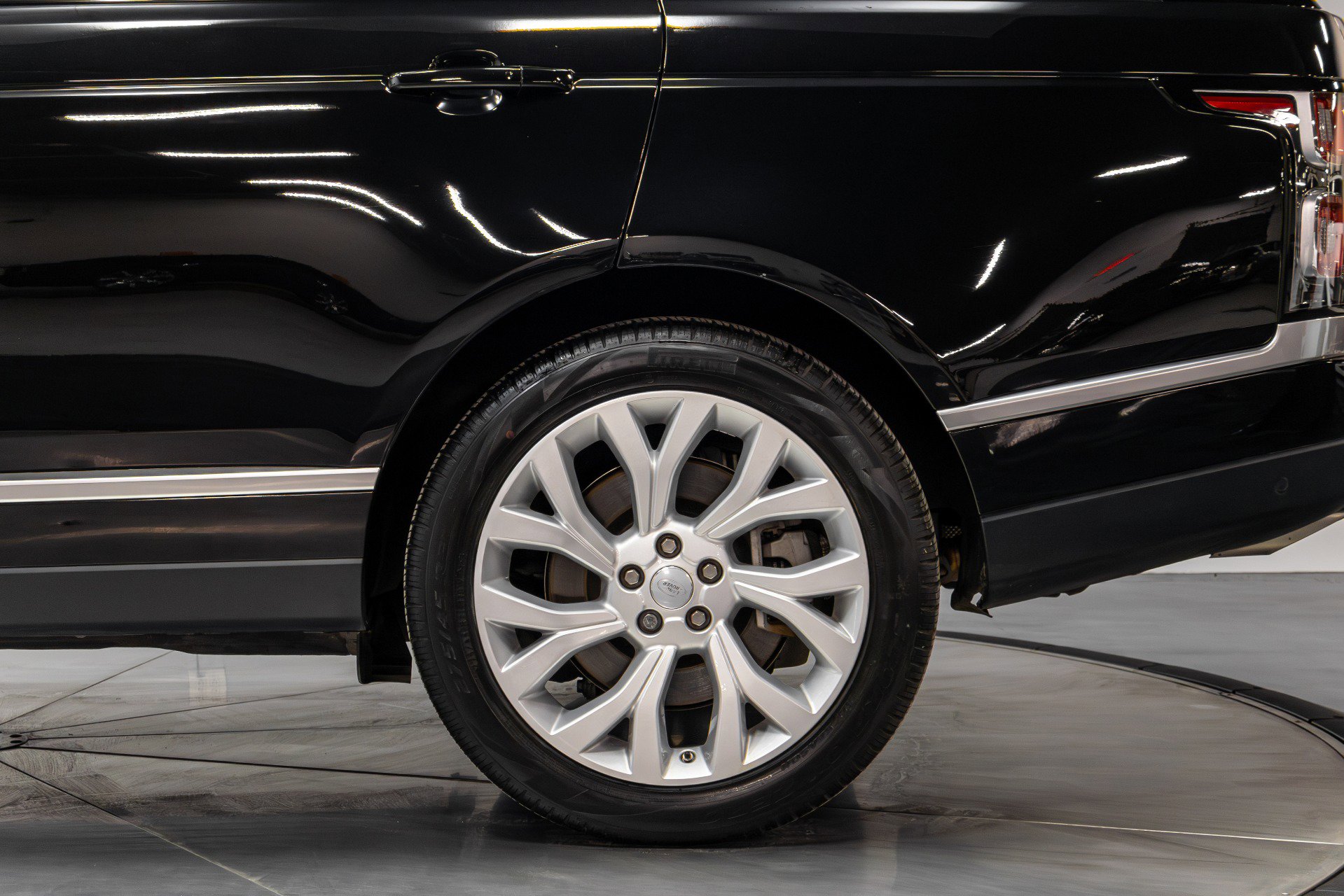 Used 2021 Land Rover Range Rover Westminster Edition image 39