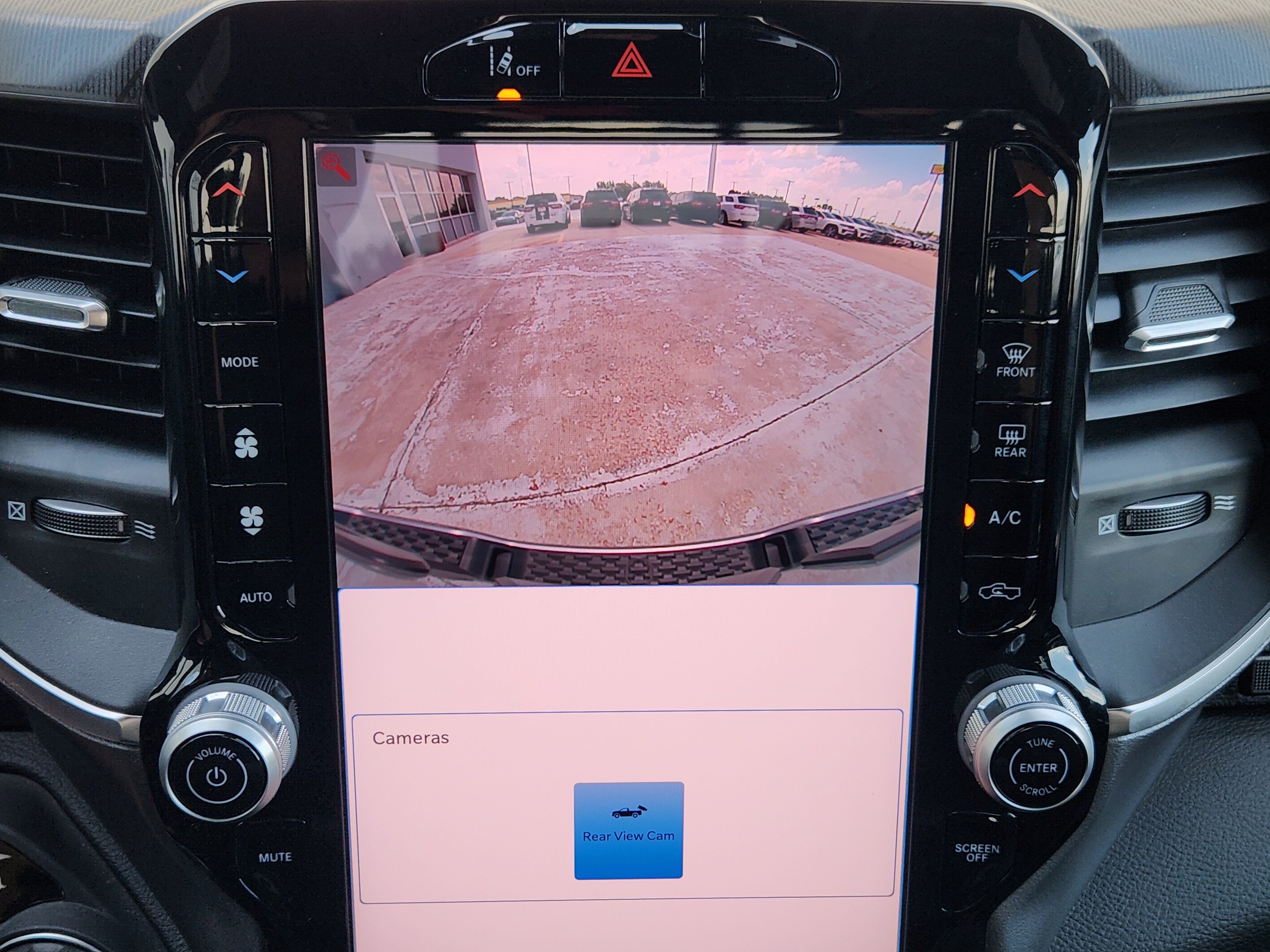Used 2025 RAM 1500 Big Horn AWD/4WD image 21