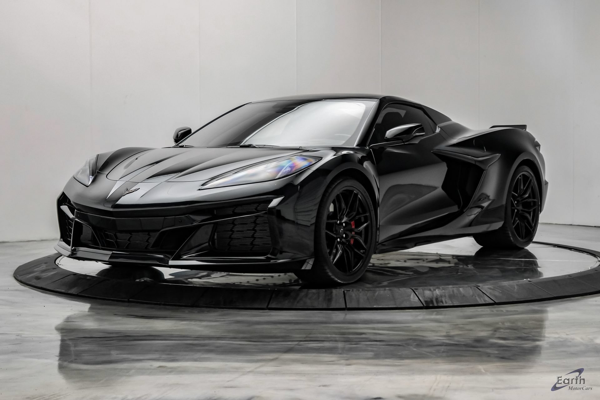 Used 2026 Chevrolet Corvette Z06 RWD image 4