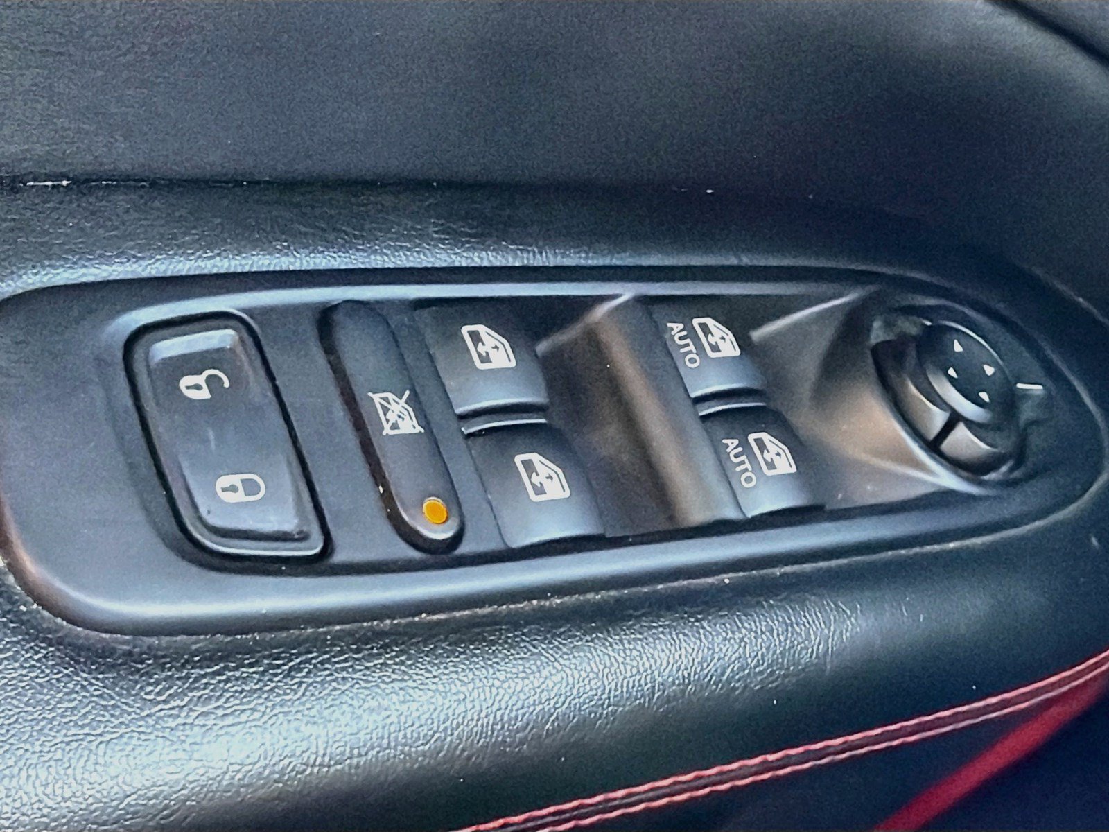 Used 2019 Jeep Compass Trailhawk AWD/4WD image 13