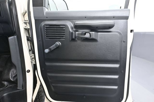 Used 1995 Ford E-150 and Econoline 150 Club Wagon RWD image 34