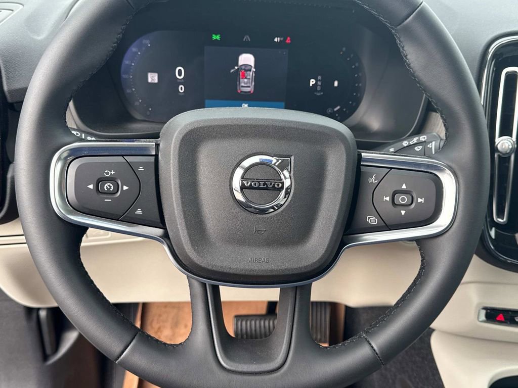 New 2026 Volvo XC40 B5 Ultra w/ Climate Package AWD/4WD image 28