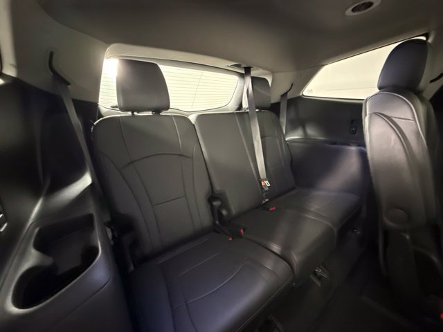 Used 2021 Buick Enclave Avenir w/ Avenir Technology Package AWD/4WD image 32