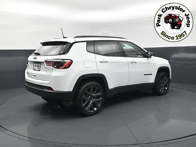 New 2026 Jeep Compass Latitude AWD/4WD image 6
