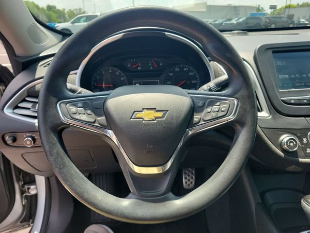 Used 2017 Chevrolet Malibu LS FWD image 29