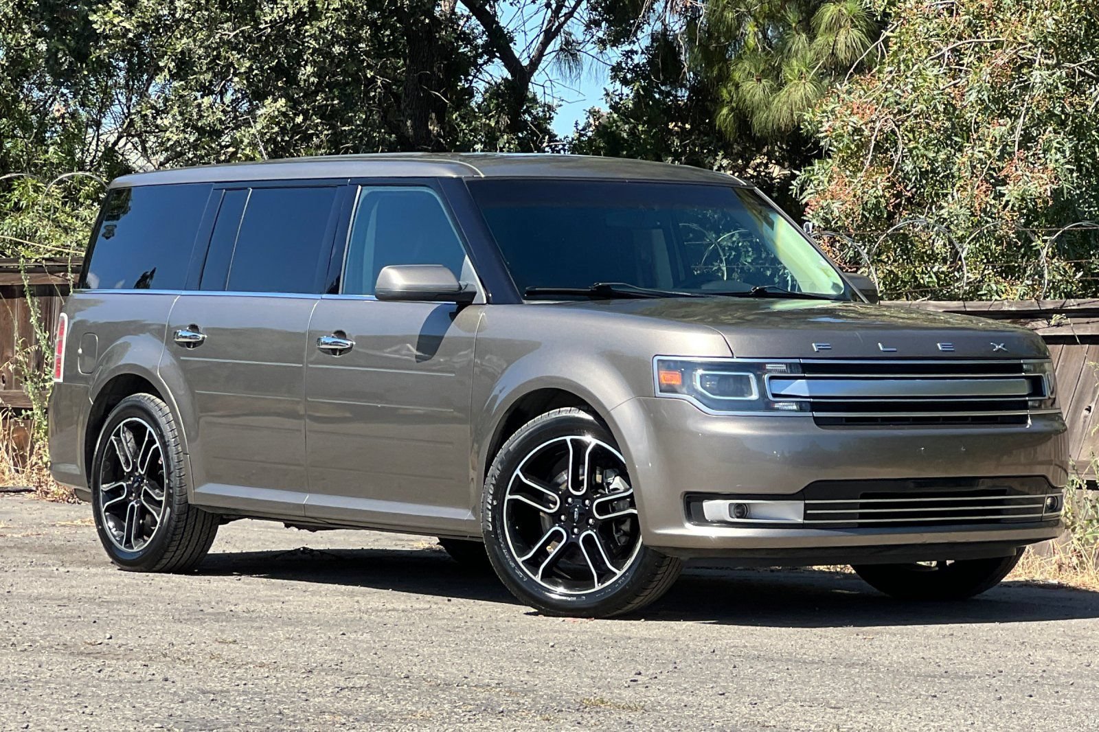 Used 2014 Ford Flex Limited FWD image 2