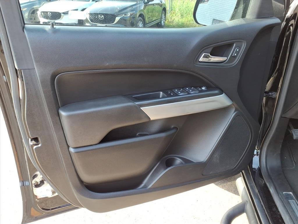 Used 2022 Chevrolet Colorado ZR2 w/ ZR2 Midnight Special Edition image 14