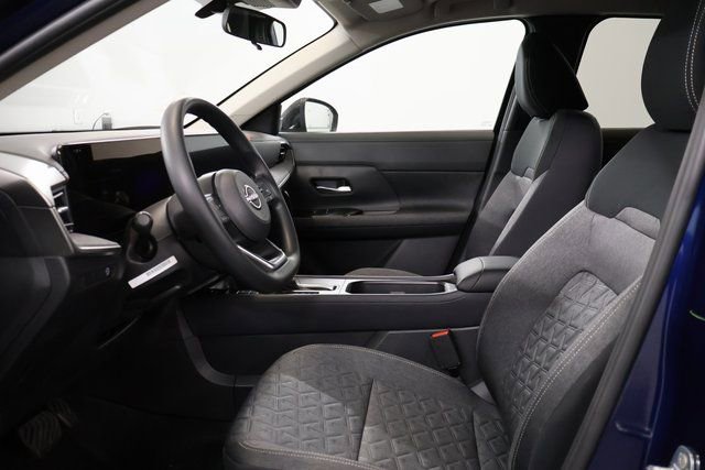 New 2026 Nissan Kicks SV w/ Charging Package image 11