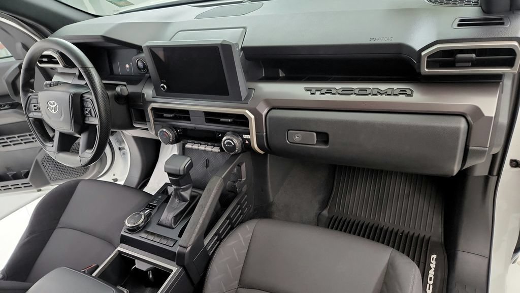 Certified 2024 Toyota Tacoma SR5 AWD/4WD image 23