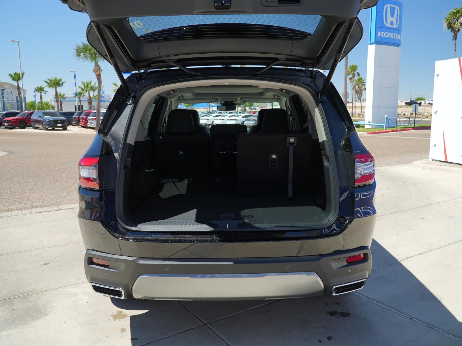 New 2026 Honda Pilot Elite image 7