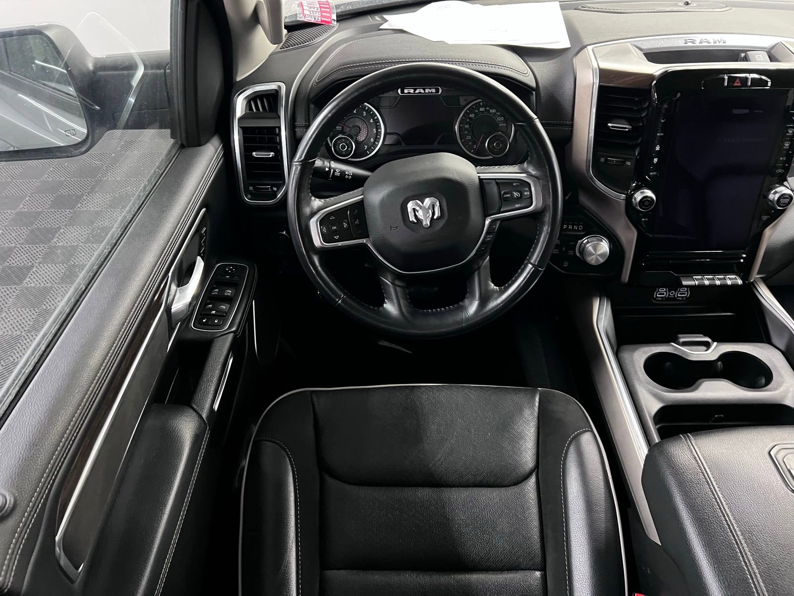 Used 2022 RAM 1500 Laramie image 13