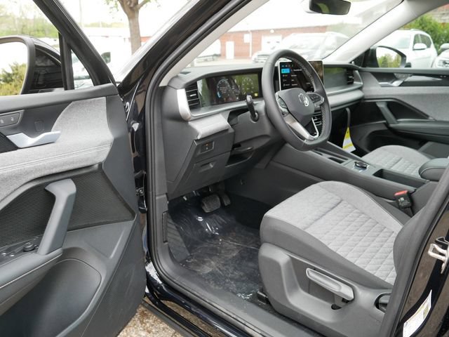 New 2026 Volkswagen Tiguan S AWD/4WD image 7