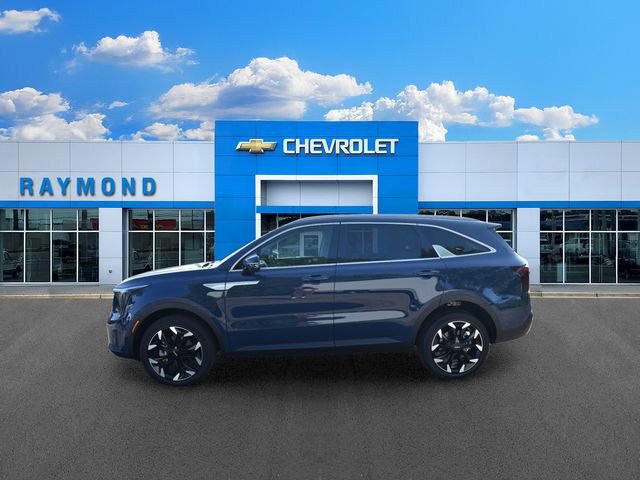 Certified 2026 Kia Sorento EX AWD/4WD image 6