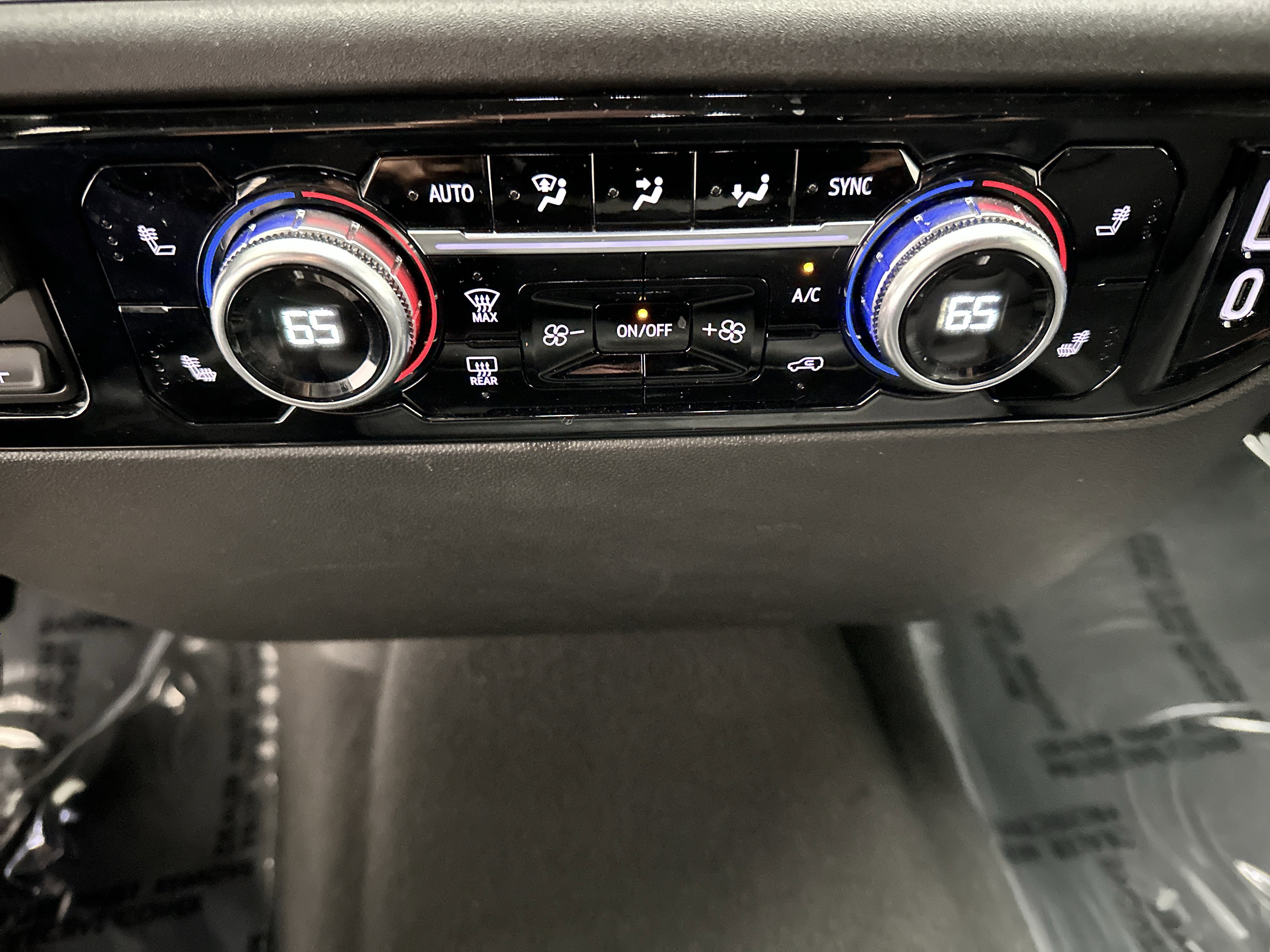 Used 2025 GMC Sierra 1500 SLT image 38