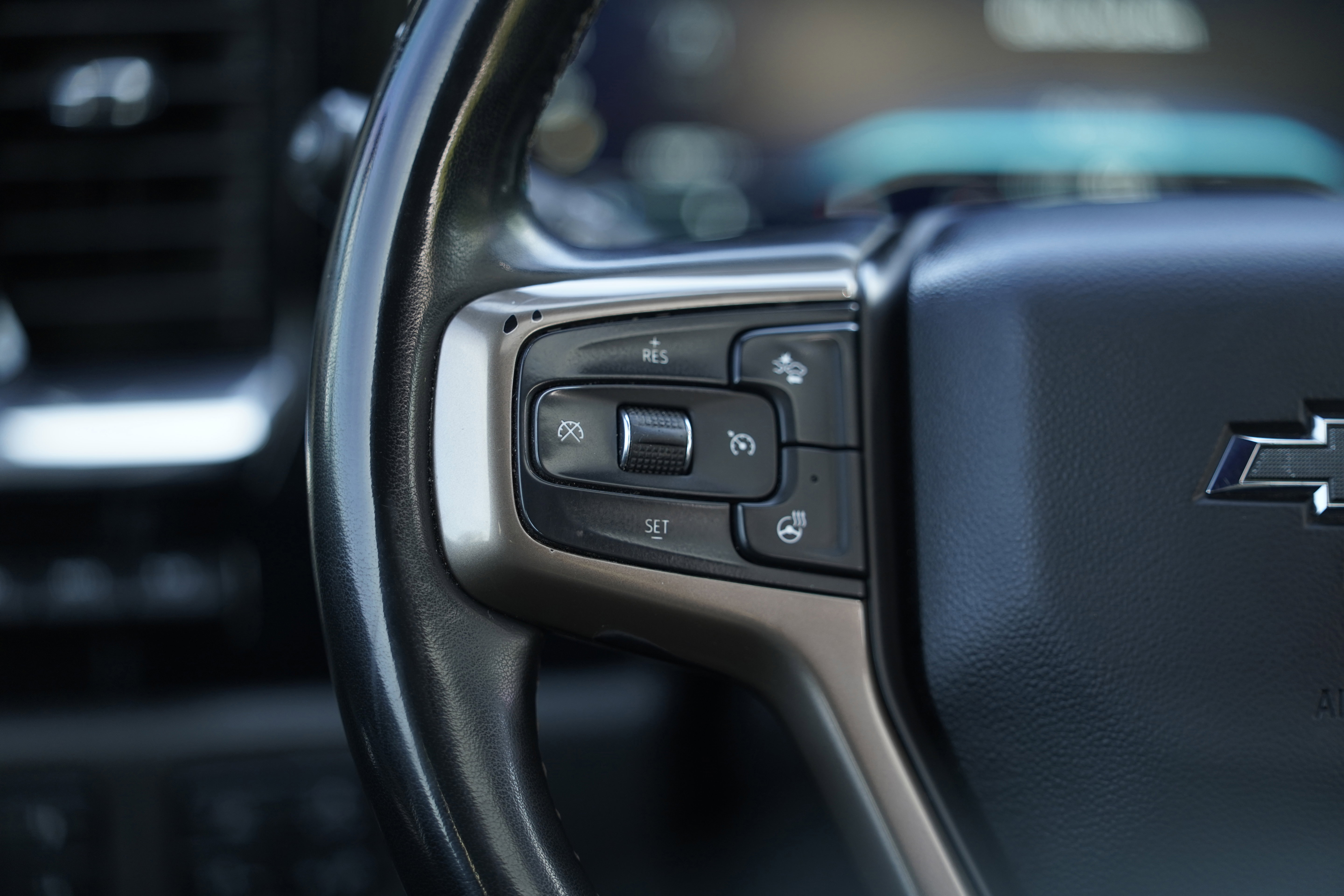 Used 2024 Chevrolet Silverado 2500 High Country w/ Midnight Edition AWD/4WD image 21