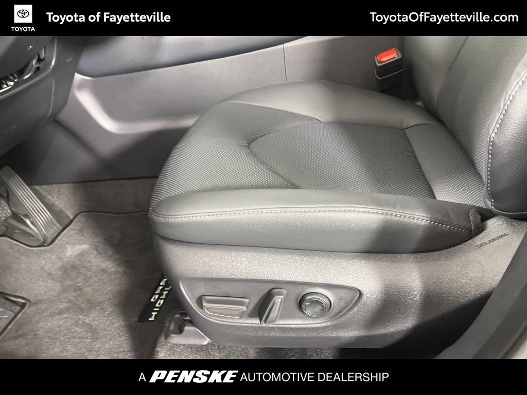 New 2026 Toyota Grand Highlander Limited image 23