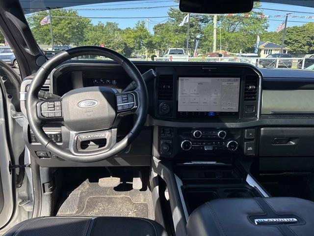 Used 2025 Ford F250 Platinum AWD/4WD image 30
