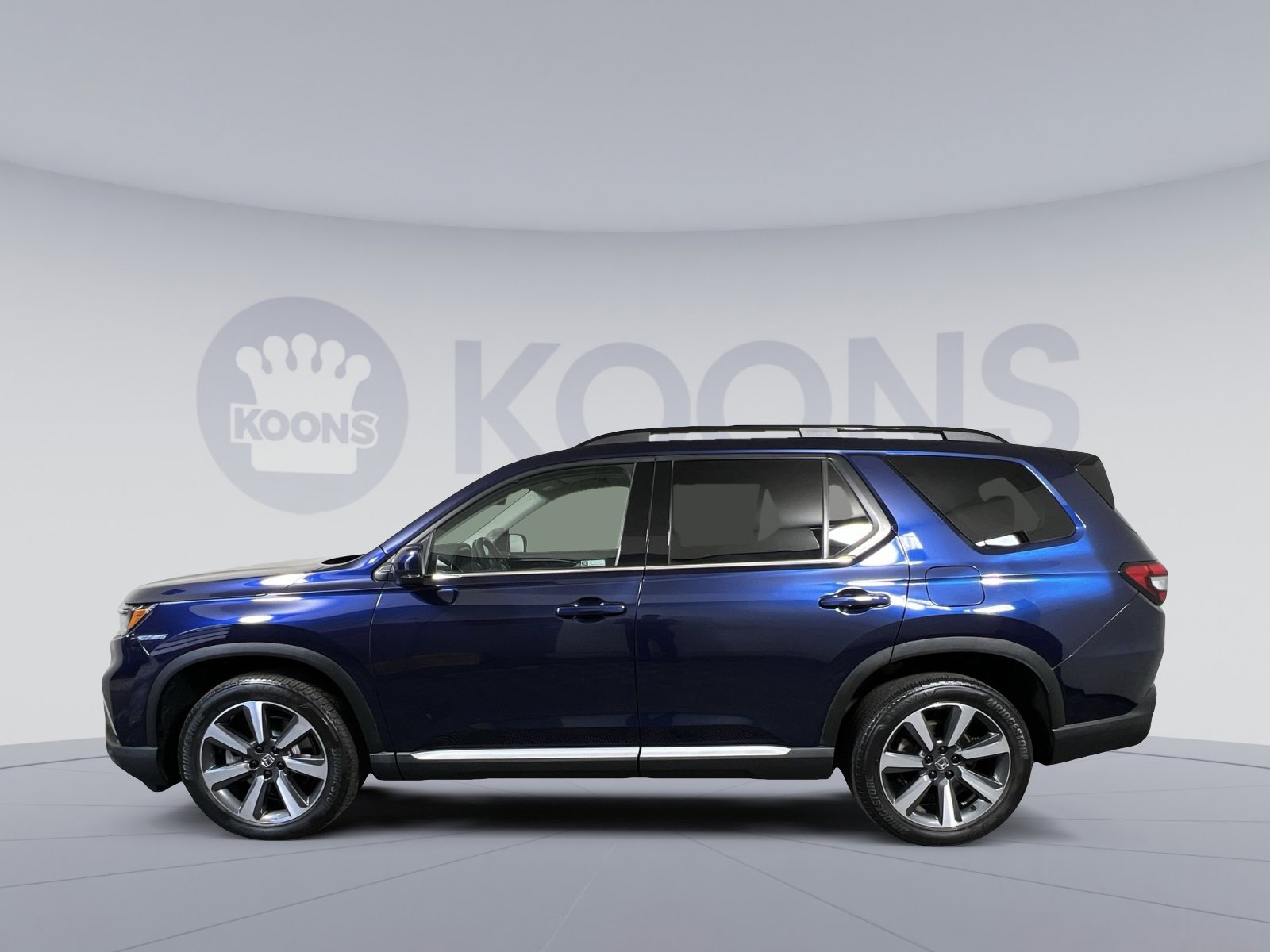 Used 2023 Honda Pilot Touring image 7