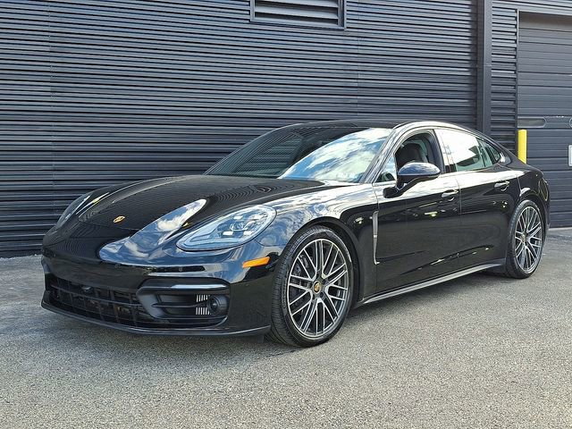 Certified 2023 Porsche Panamera 4 Platinum Edition image 1