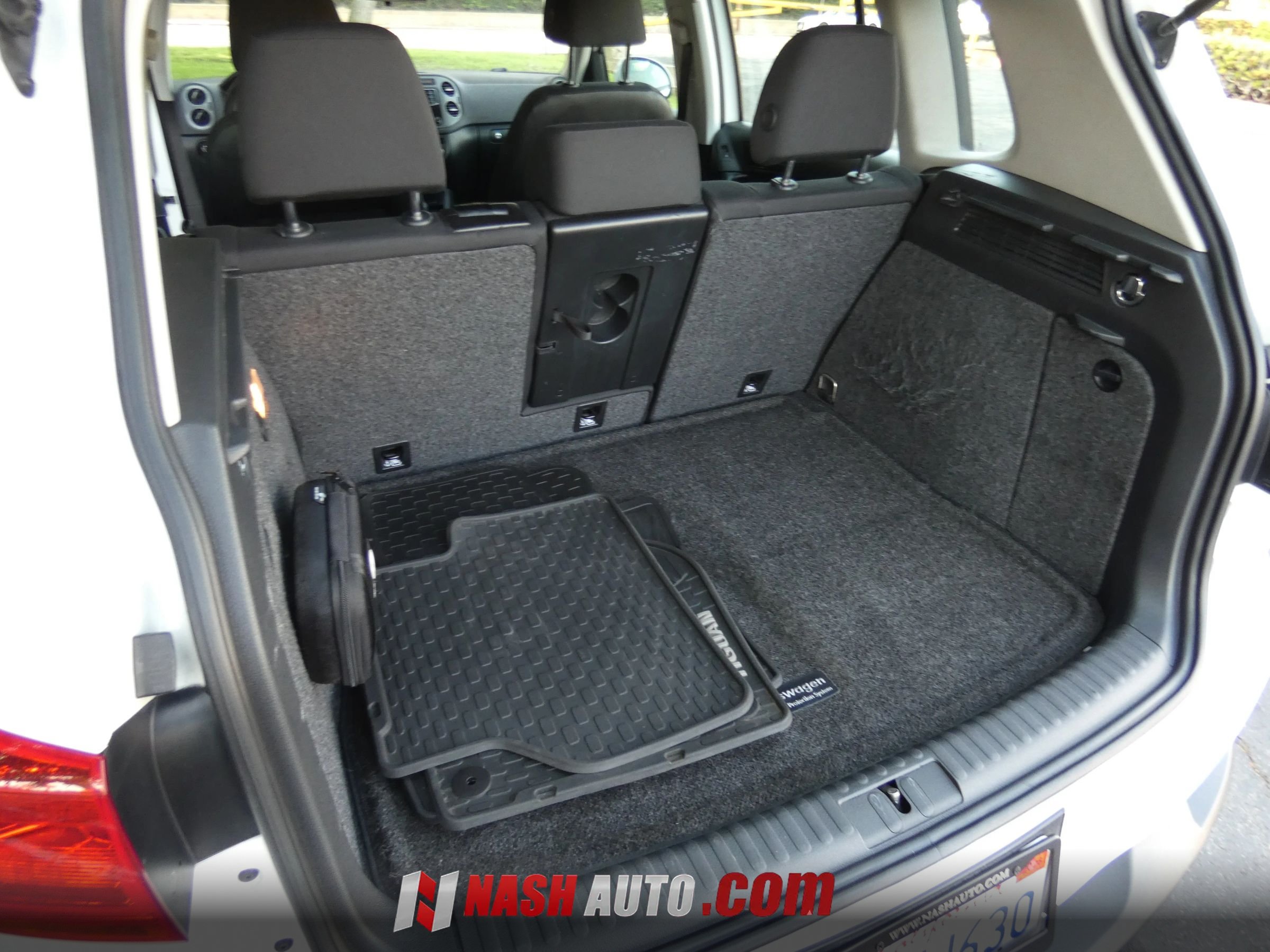 Used 2017 Volkswagen Tiguan S FWD image 60
