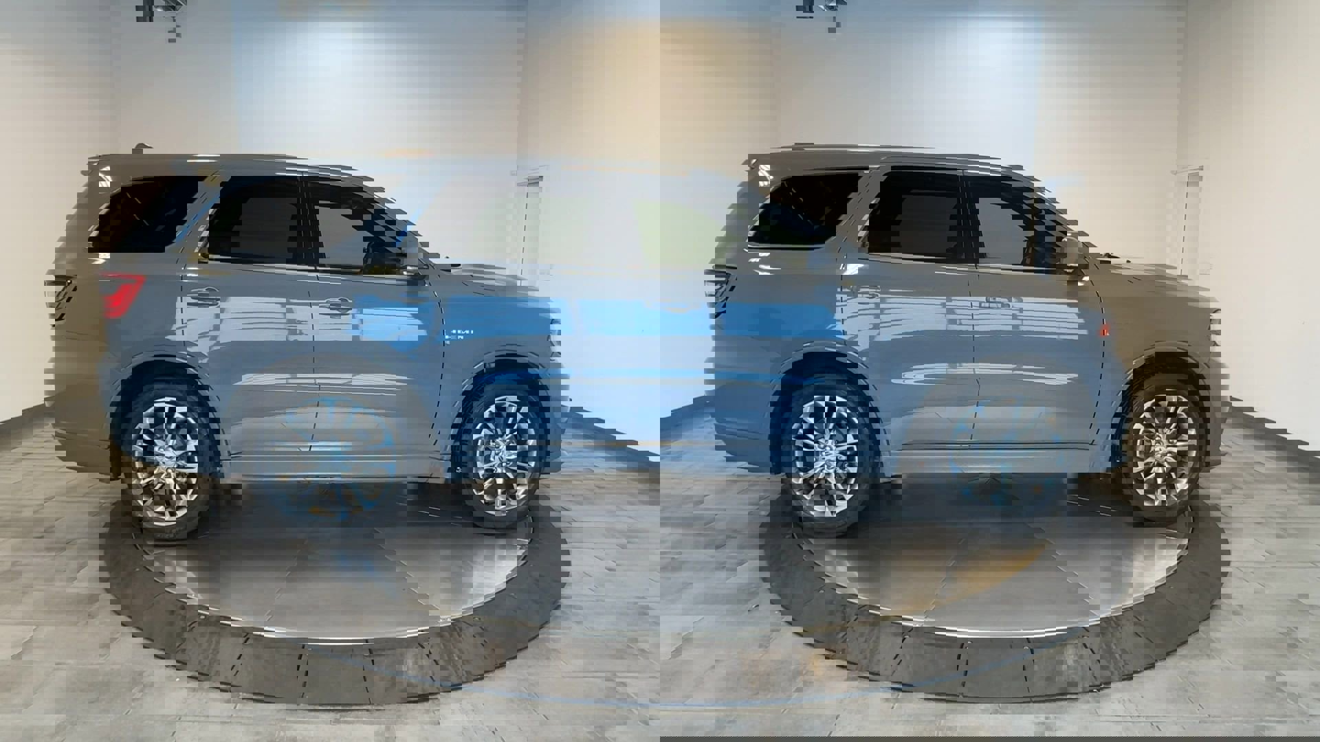 Used 2020 Dodge Durango R/T image 9