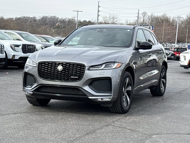Used 2024 Jaguar F-PACE R-Dynamic S image 13