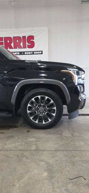 Used 2023 Toyota Sequoia Limited image 39