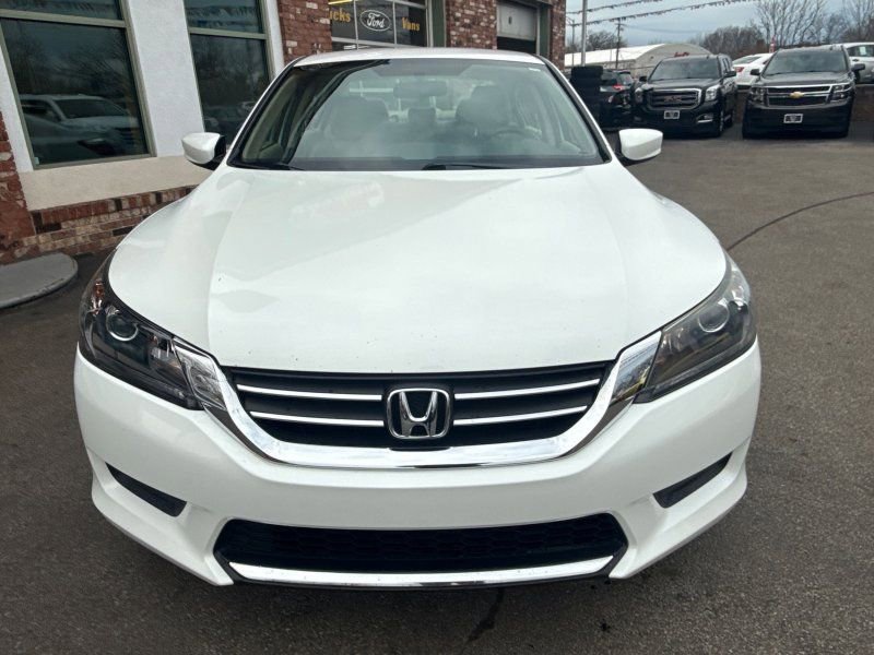 Used 2015 Honda Accord LX image 2