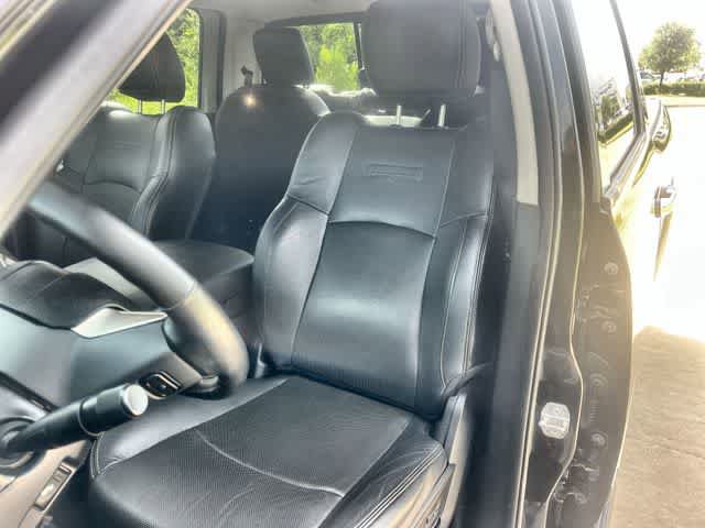 Used 2016 RAM 1500 Laramie w/ Convenience Group AWD/4WD image 11