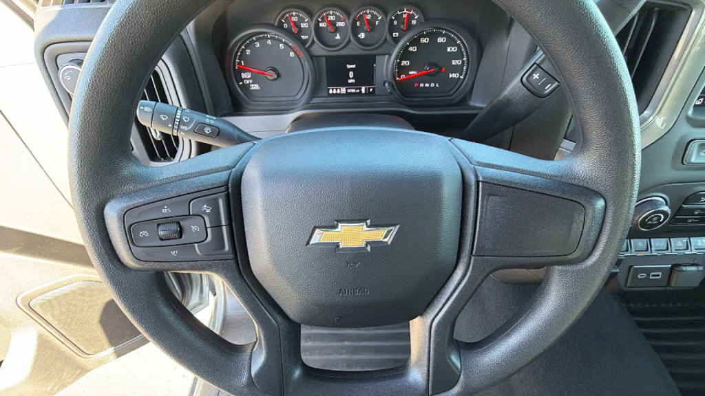 Used 2025 Chevrolet Silverado 1500 Custom image 18