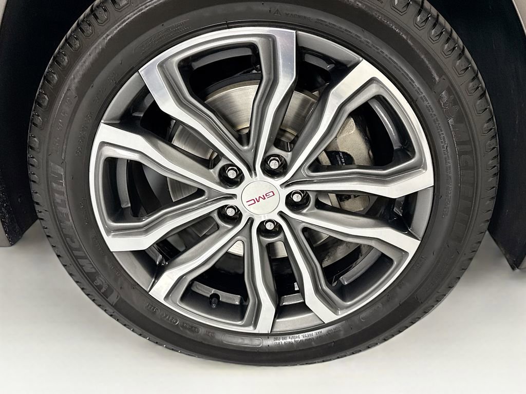 Used 2020 GMC Terrain Denali w/ Denali Premium Package image 33