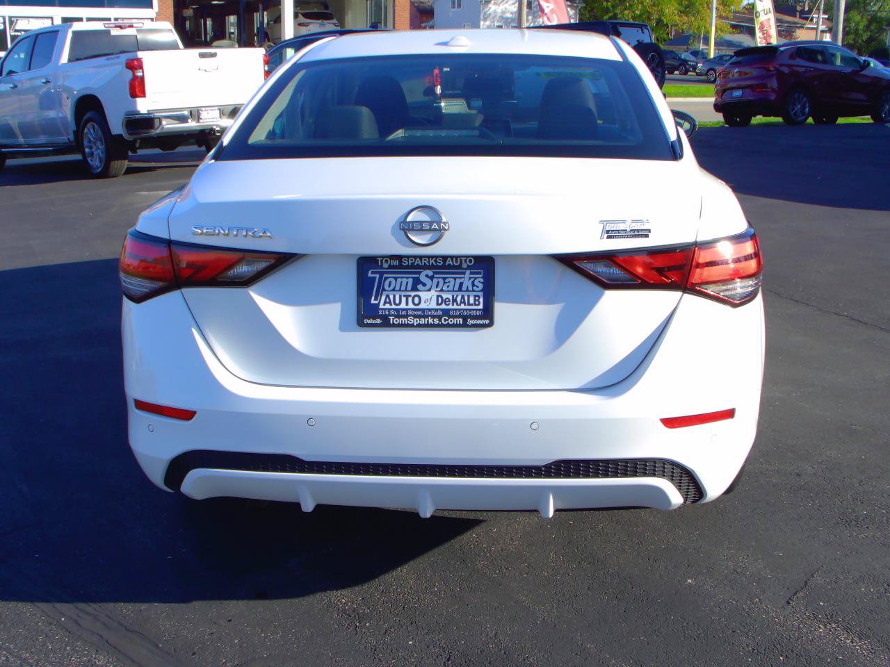 Used 2025 Nissan Sentra SV FWD image 4