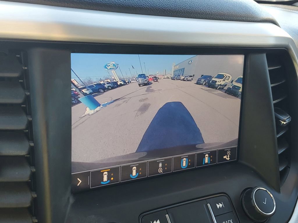 Used 2020 GMC Acadia SLT w/ Premium Package image 27