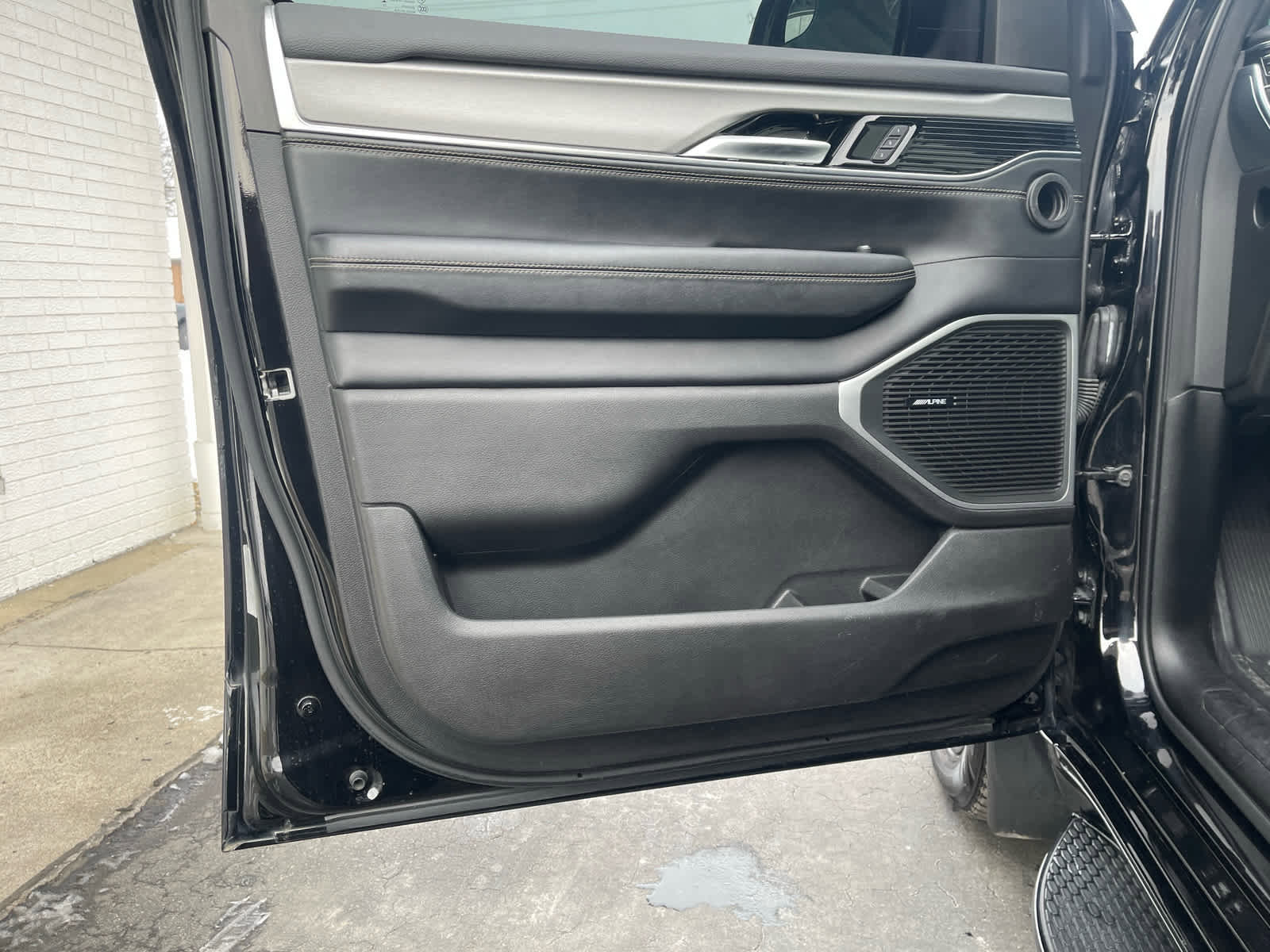 Used 2024 Jeep Wagoneer Series II image 22