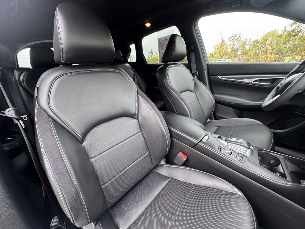 Certified 2025 INFINITI QX50 Sport image 30