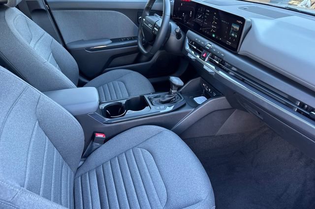 New 2025 Kia K4 EX image 17