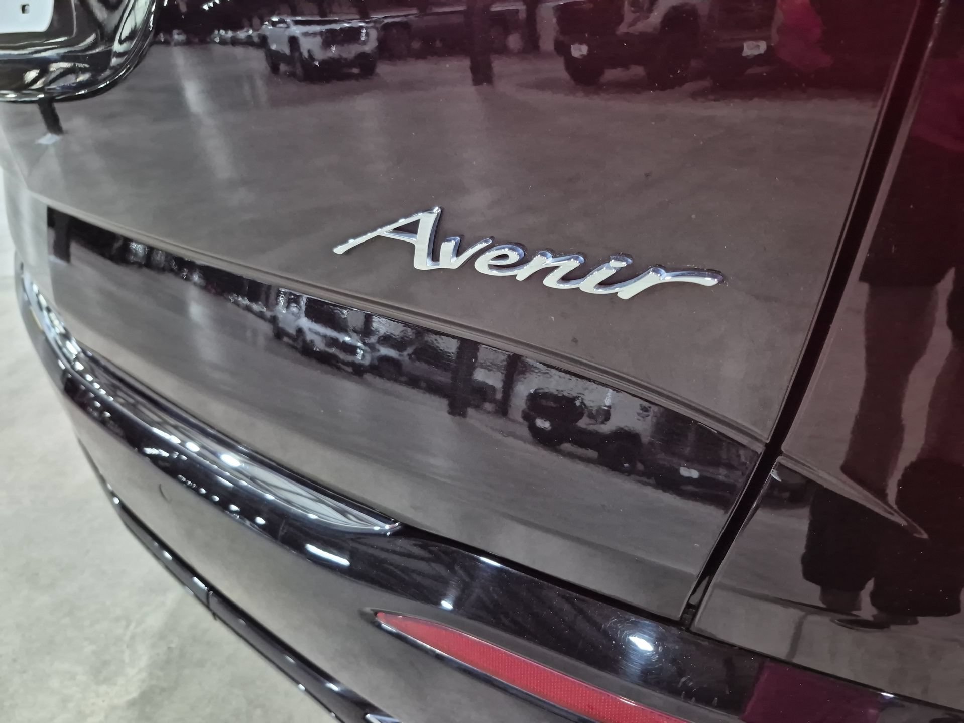 Used 2022 Buick Enclave Avenir w/ Avenir Technology Package AWD/4WD image 33