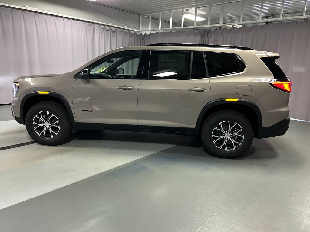 New 2027 GMC Acadia AT4 w/ Luxury Package AWD/4WD image 4