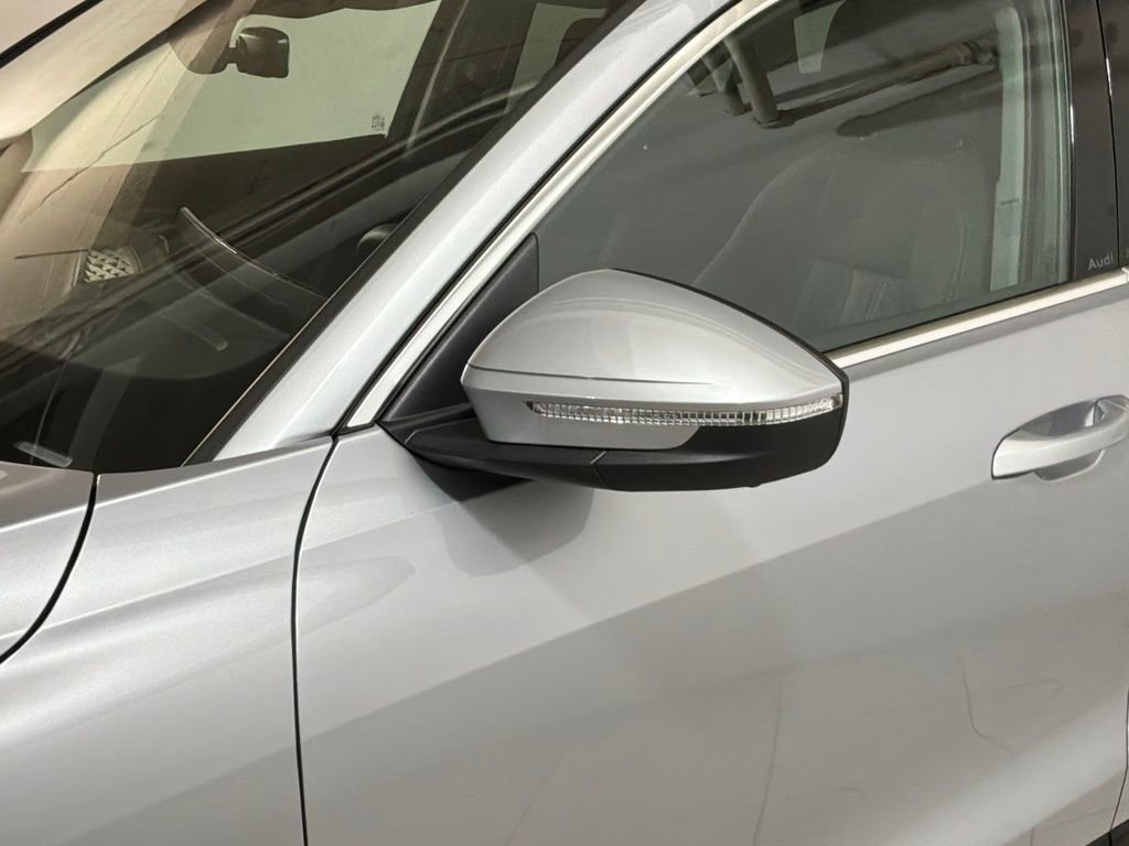 Certified 2025 Audi Q5 Premium w/ Convenience Package image 27