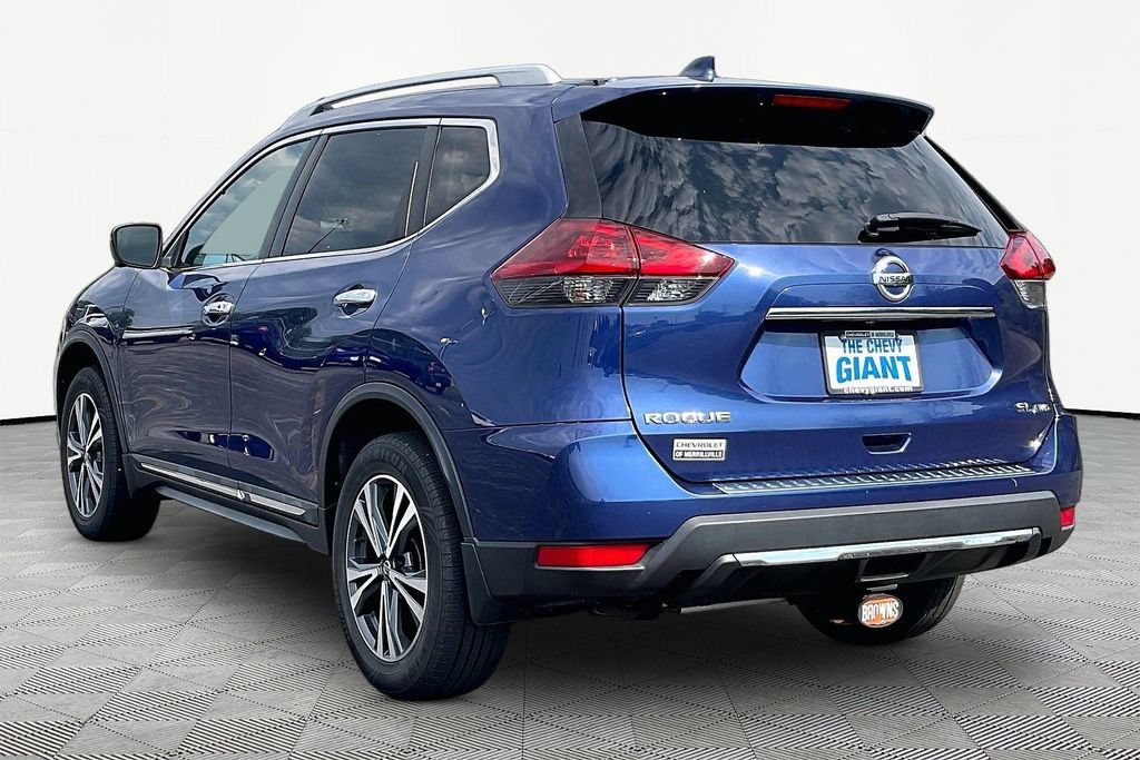 Used 2018 Nissan Rogue SL w/ Premium Package AWD/4WD image 4
