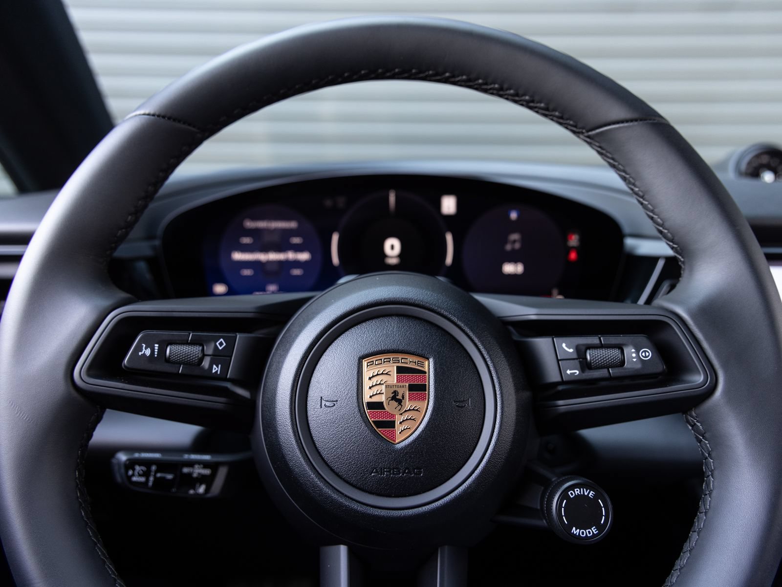 New 2026 Porsche Macan 4 Electric AWD/4WD image 14