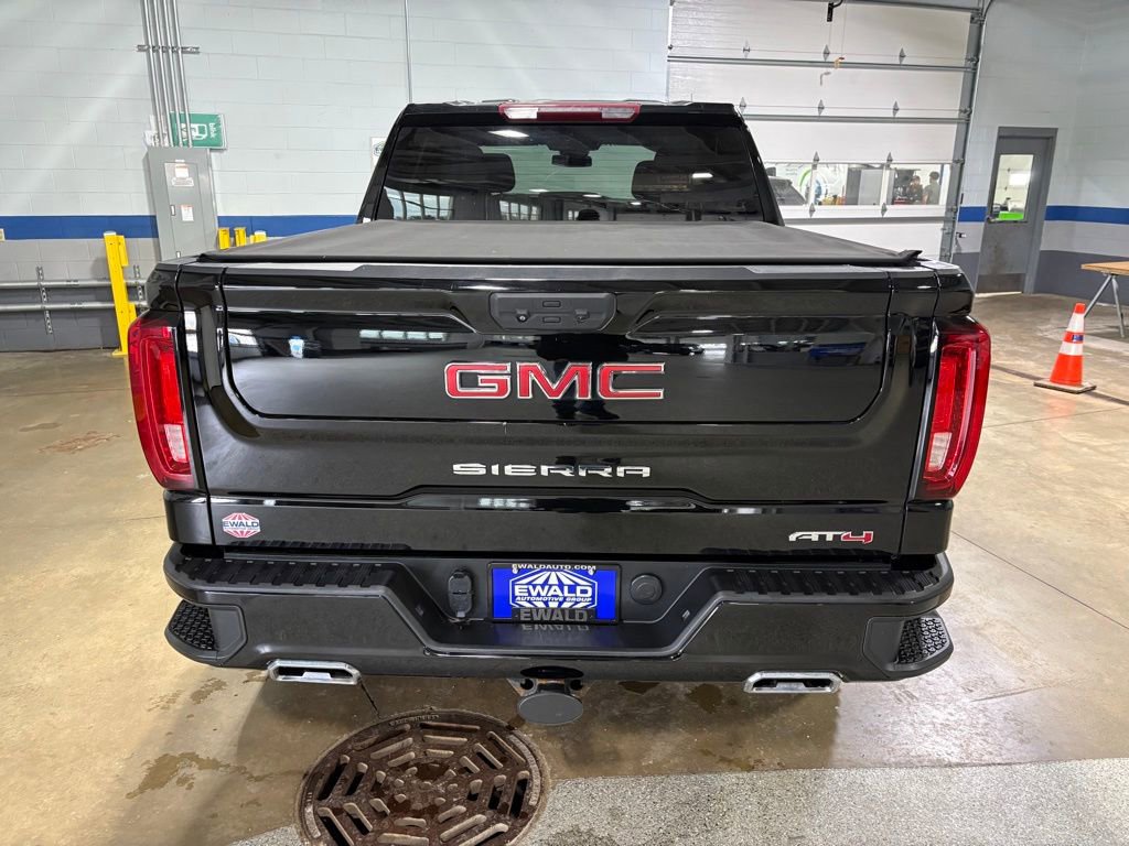 Used 2022 GMC Sierra 1500 AT4 AWD/4WD image 5