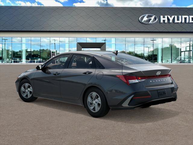 New 2026 Hyundai Elantra SE FWD image 5