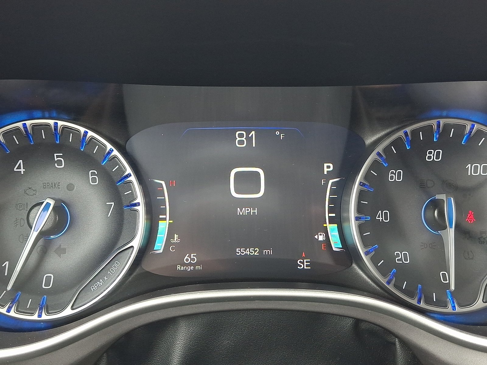 Used 2024 Chrysler Pacifica Touring-L FWD image 17