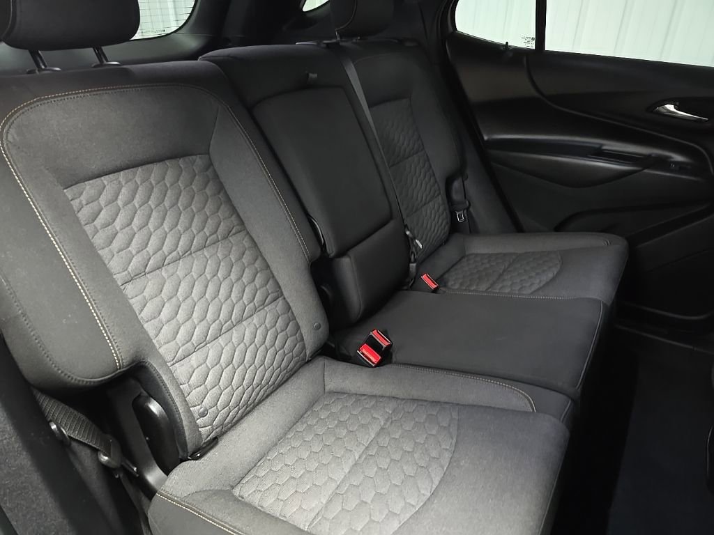 Used 2018 Chevrolet Equinox LT AWD/4WD image 15