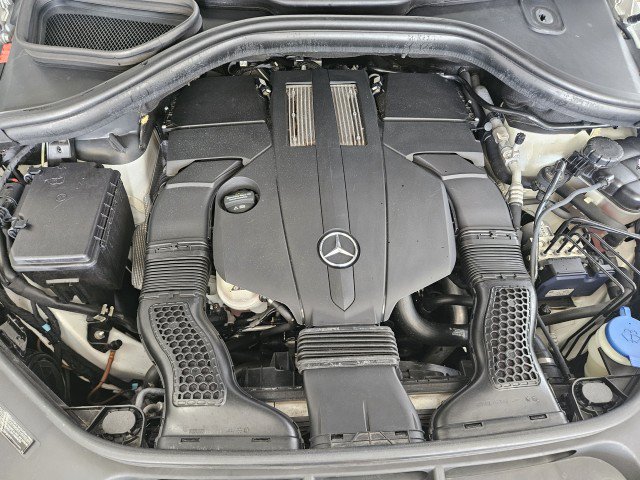 Used 2017 Mercedes-Benz GLS 450 4MATIC image 7
