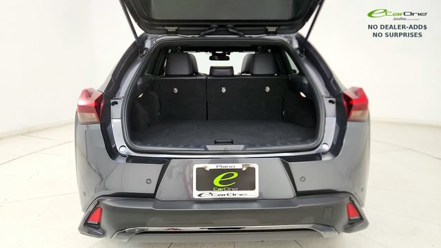Used 2025 Lexus UX 300h FWD image 29