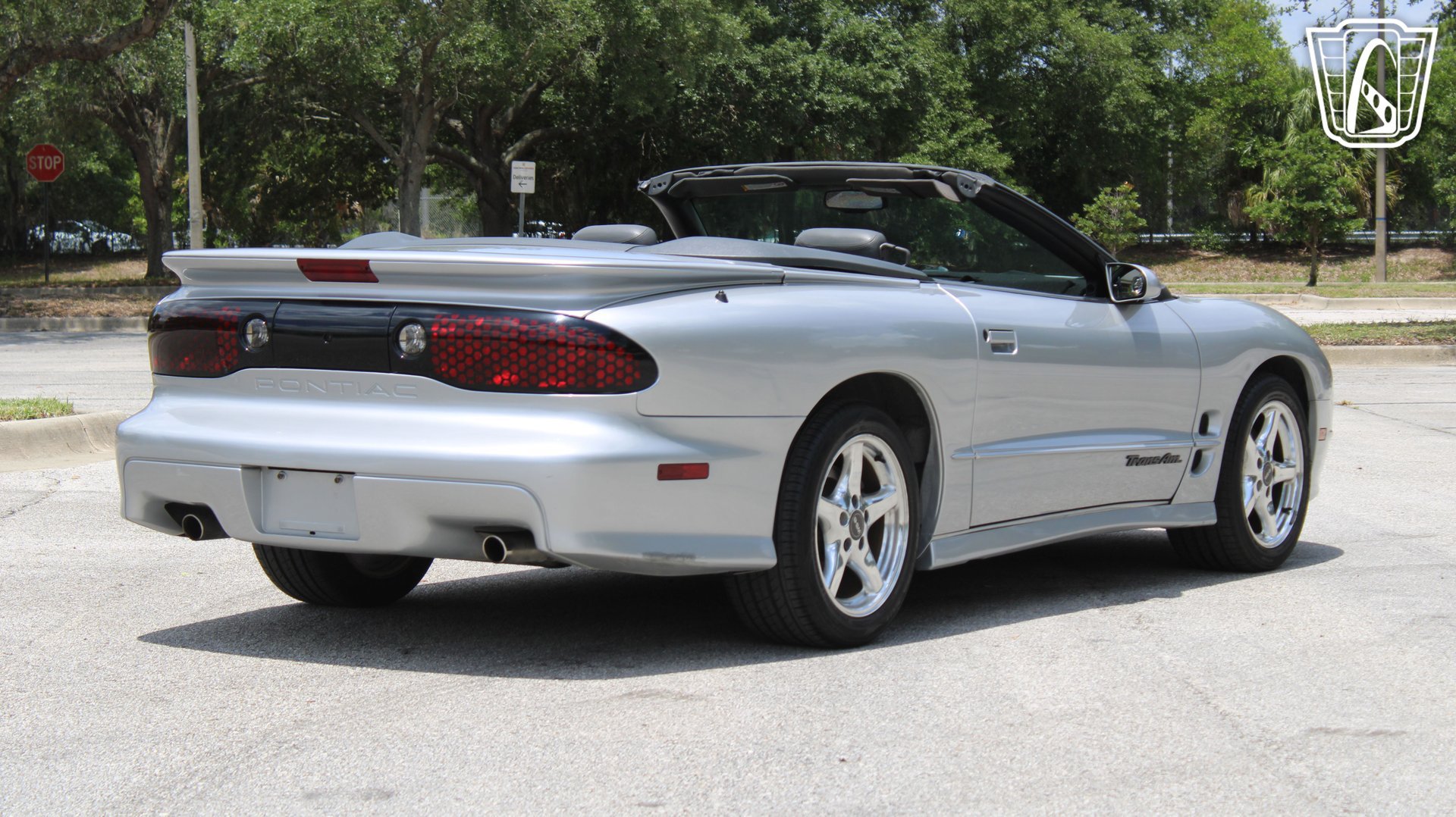Used 1999 Pontiac Firebird Trans Am RWD image 9