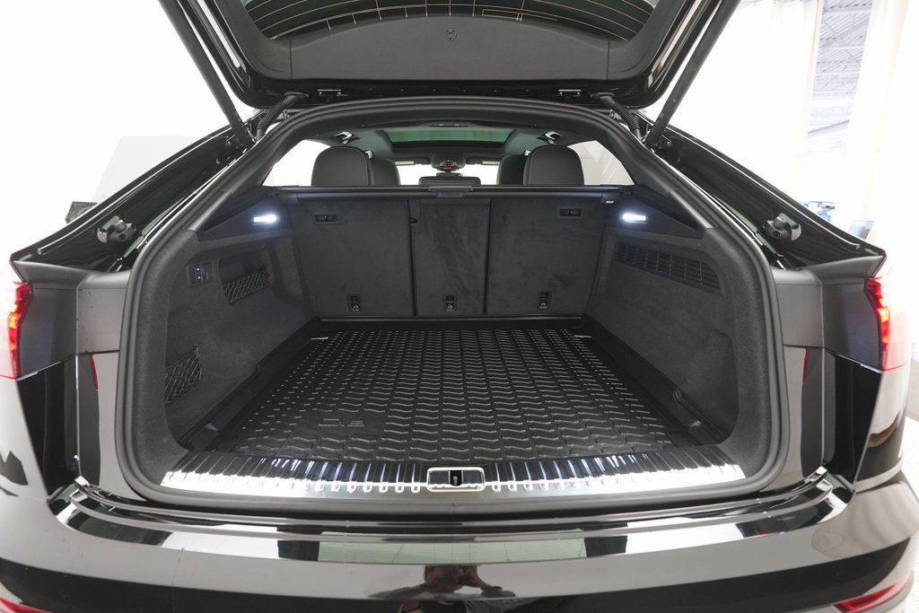 New 2026 Audi Q8 Premium Plus image 10