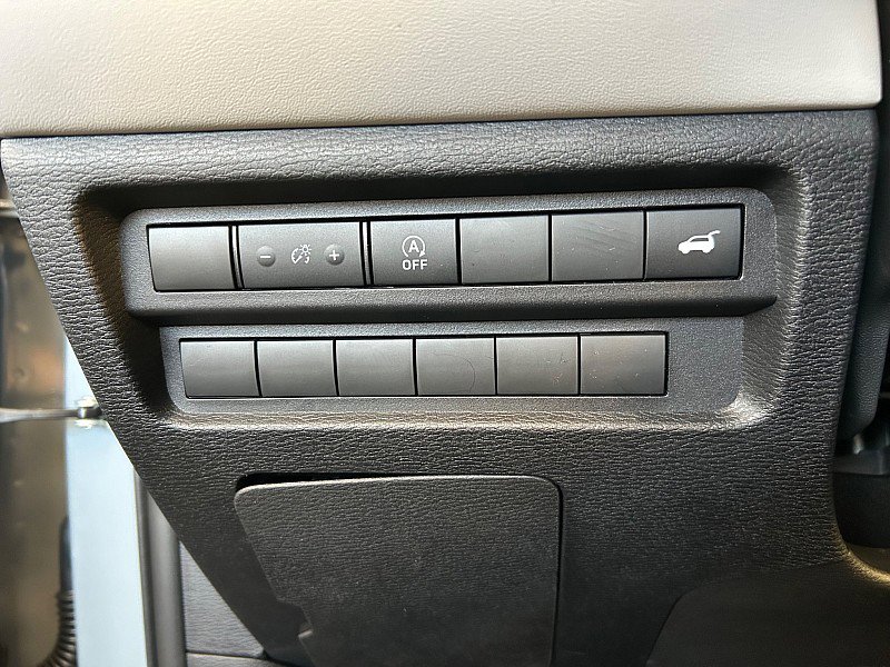 New 2026 Mitsubishi Outlander SE image 26